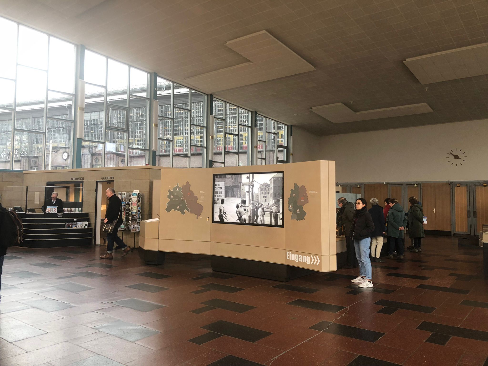 Tränenpalast palácio das lágrimas