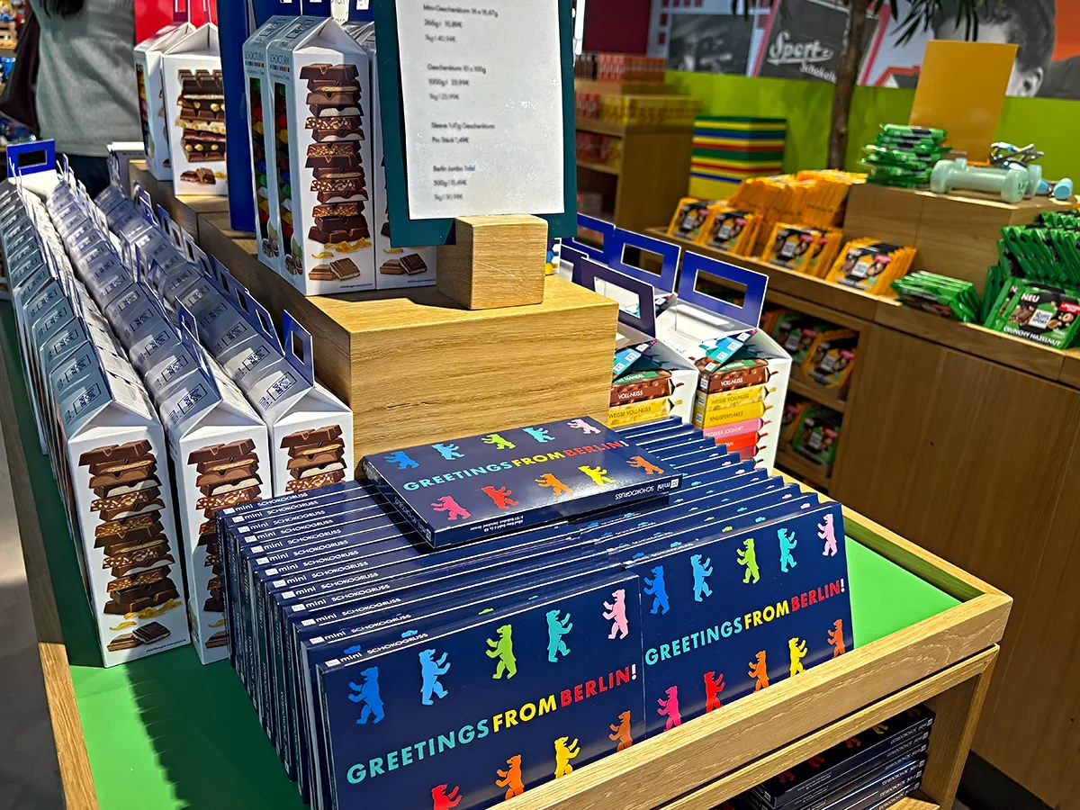 Chocolates Ritter Sport com embalagem Greetings from Berlin vendidos como lembrança da cidade